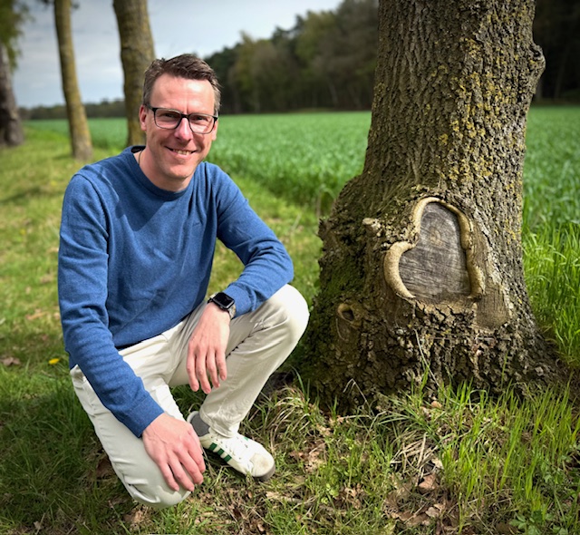 enrico-dickmann-foto-baum-herz-hatten-fotocredit-privat