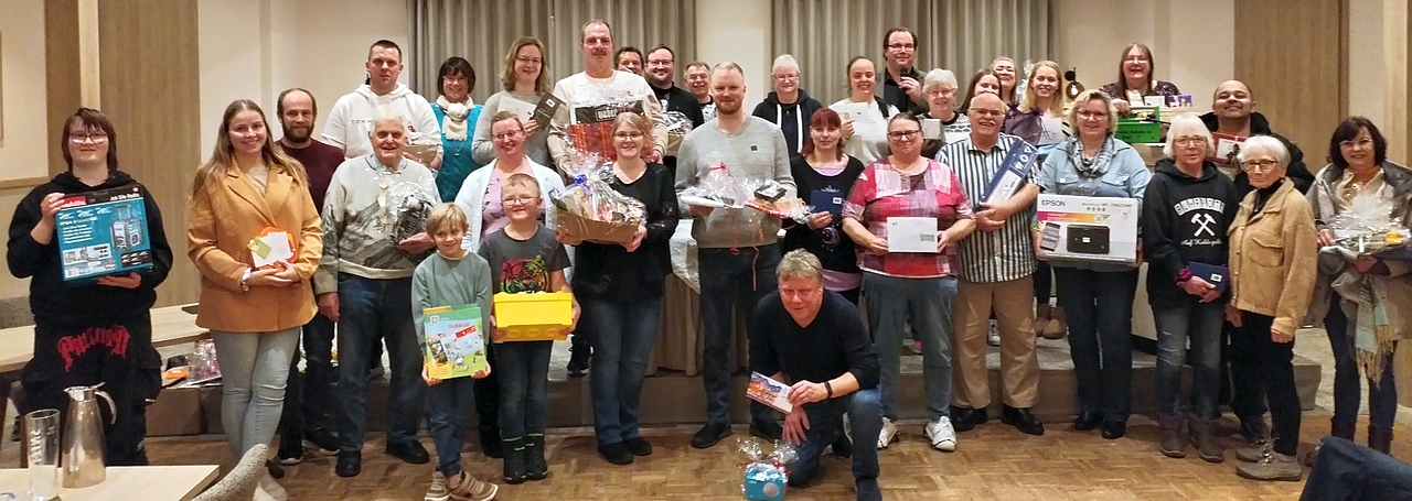 tombola_wardenburg_2026_gewinner_saal_foto_grabo