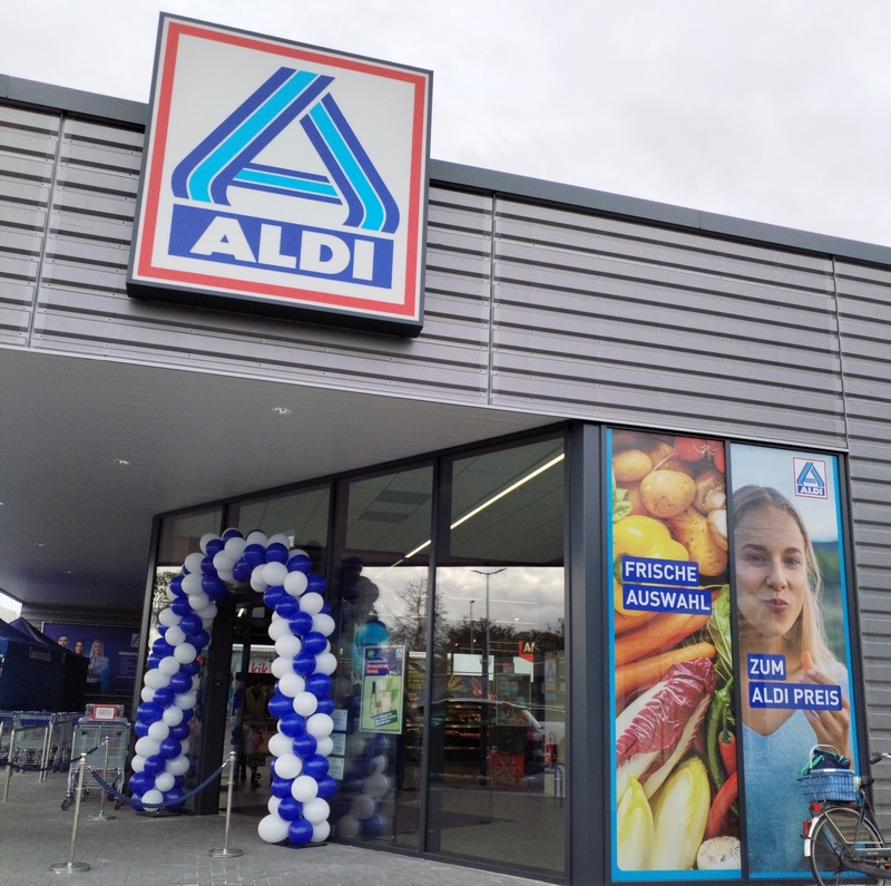 Neu eröffnet wurde am 24. Oktober 2025 der Aldimarkt an der Rheinstraße in Wardenburg. Foto www.Landkreis-Kurier.de Uta Grundmann-Abonyi aldi_wardenburg_neubau_rheinstraße_eroeffnung_oktober_2025_foto_grabo