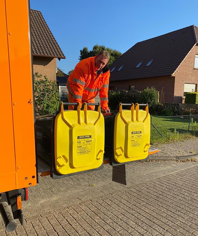 Die gelbe Tonne wird bereits ausgeliefert und zum 1. Januar 2020 im Landkreis Oldenburg eingeführt. Foto: Bohmann-Gruppe Die gelbe Tonne wird bereits ausgeliefert und zum 1. Januar 2020 im Landkreis Oldenburg eingeführt. Foto: Bohmann-Gruppe