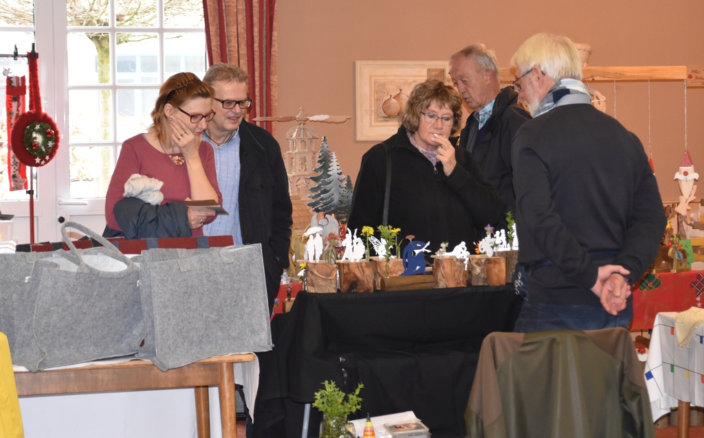 ausstellung_wardenburg_foto_uta_grabo_saal_wardenburger_hof_fischbeck