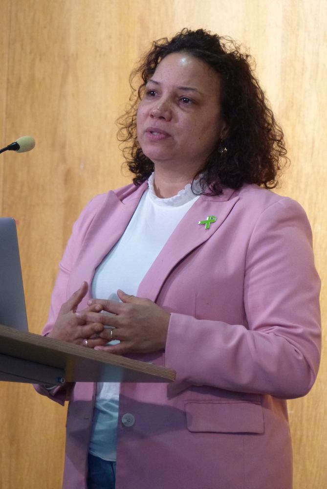 Lena Nzume Landtagsabgeordnete Bündnis 90 Die Grünen auf einer Veranstaltung in der IGS Wardenburg. Foto Haiko Mensing https://www.igs-wardenburg.de/ Lena Nzume Landtagsabgeordnete Bündnis 90 Die Grünen auf einer Veranstaltung in der IGS Wardenburg. Foto Haiko Mensing https://www.igs-wardenburg.de/