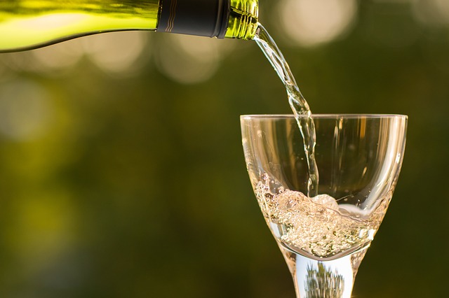 Schaumwein - Sekt ein beliebtes Getränk nicht nur zum Jahreswechsel. Foto: pexels Pixabay