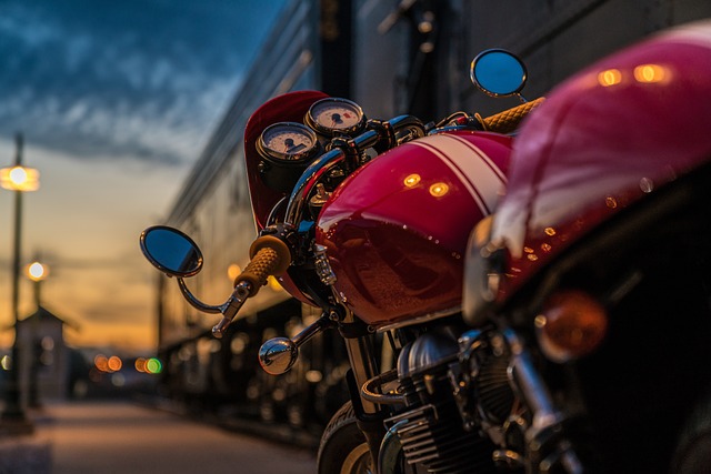 motorrad_ersatzteile_triumph_pixabay