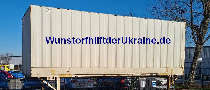 Ein Container von Spedition Kaufmann steht auf dem Gelände von Galabau Wachtmeester in Wunstorf zur Spendensammlung für die Ukrainehilfe • www.wunstorfhilftderukraine.de